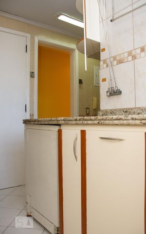 Apartamento à venda com 70m², 2 quartos e 1 vagaCozinha