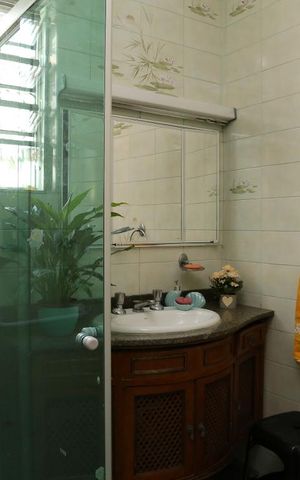 Casa à venda com 200m², 4 quartos e 3 vagasBanheiro Social 