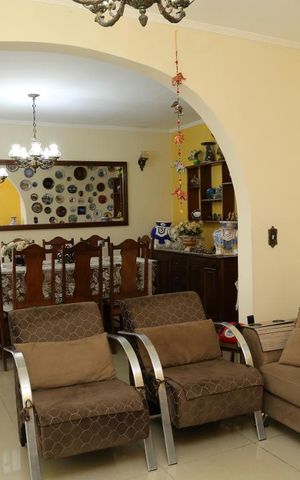 Casa à venda com 200m², 4 quartos e 3 vagasSala 