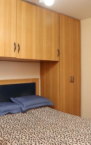 Casa à venda com 200m², 4 quartos e 3 vagasQuarto 2 - Suíte
