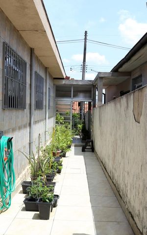 Casa à venda com 200m², 4 quartos e 3 vagasÁrea Externa 