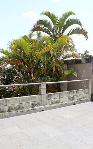 Casa à venda com 200m², 4 quartos e 3 vagasVaranda 