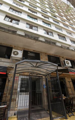 Apartamento à venda com 43m², 1 quarto e sem vagaFachada