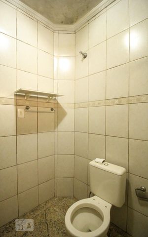 Apartamento à venda com 72m², 2 quartos e sem vagaBanheiro