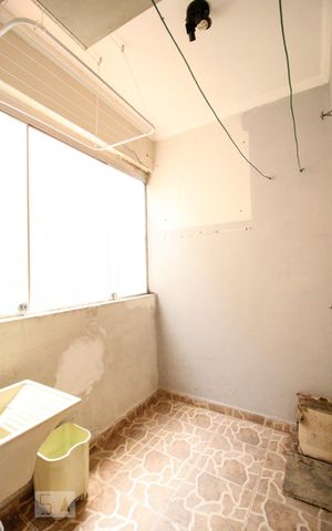 Apartamento à venda com 72m², 2 quartos e sem vagaÁrea de Serviço