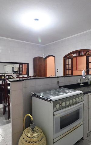 Casa à venda com 224m², 3 quartos e 5 vagasCozinha