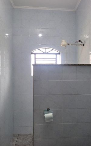 Casa à venda com 224m², 3 quartos e 5 vagasBanheiro de Serviço