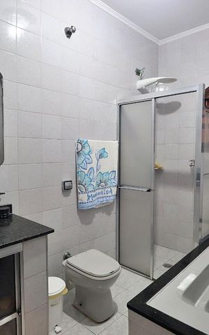 Casa à venda com 224m², 3 quartos e 5 vagasBanheiro