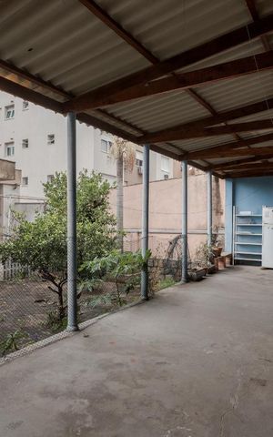 Casa à venda com 400m², 3 quartos e 8 vagas Casa à venda com 400m², 3 quartos e 8 vagasÁrea de Churrasco