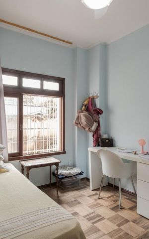 Casa à venda com 400m², 3 quartos e 8 vagas Casa à venda com 400m², 3 quartos e 8 vagasQuarto 2