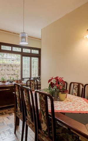 Casa à venda com 400m², 3 quartos e 8 vagas Casa à venda com 400m², 3 quartos e 8 vagasSala 2