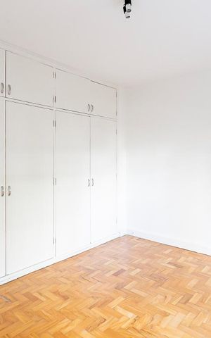 Apartamento para alugar com 126m², 3 quartos e 1 vaga Apartamento para alugar com 126m², 3 quartos e 1 vagaSuite