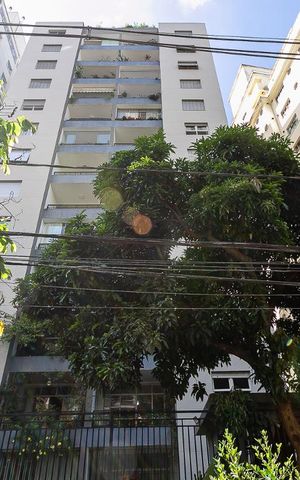 Apartamento para alugar com 126m², 3 quartos e 1 vaga Apartamento para alugar com 126m², 3 quartos e 1 vagaFachada