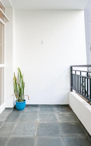 Apartamento para alugar com 126m², 3 quartos e 1 vaga Apartamento para alugar com 126m², 3 quartos e 1 vagaVaranda