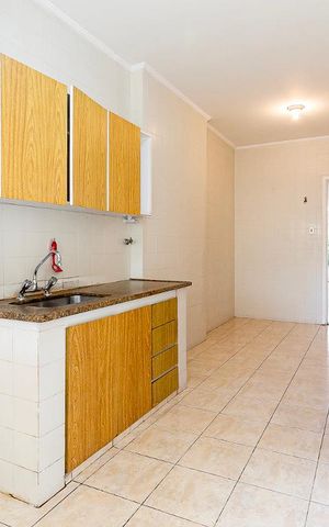 Apartamento para alugar com 126m², 3 quartos e 1 vaga Apartamento para alugar com 126m², 3 quartos e 1 vagaCozinha