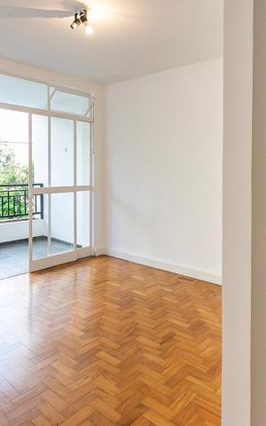 Apartamento para alugar com 126m², 3 quartos e 1 vaga Apartamento para alugar com 126m², 3 quartos e 1 vagaSala