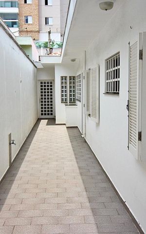 Casa à venda com 197m², 3 quartos e 2 vagasQuintal