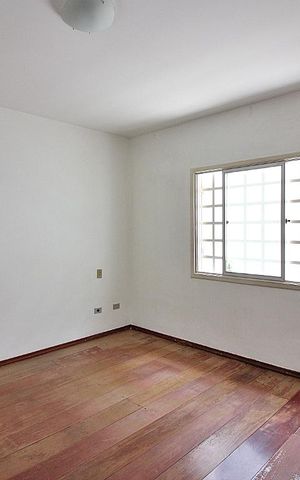 Casa à venda com 197m², 3 quartos e 2 vagasQuarto 2 - Suíte