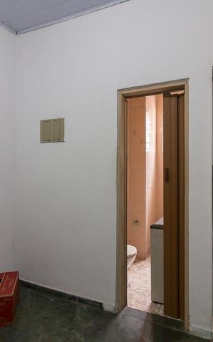 Casa à venda com 226m², 12 quartos e 4 vagasCasa 4 - quarto