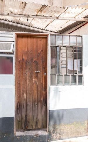 Casa à venda com 226m², 12 quartos e 4 vagasCasa 6 - entrada