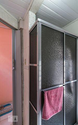 Casa à venda com 226m², 12 quartos e 4 vagasCasa 5 - banheiro
