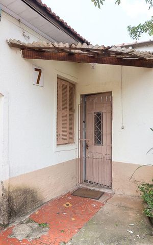 Casa à venda com 226m², 12 quartos e 4 vagasCasa 1 - entrada