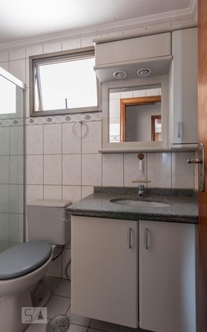 Apartamento à venda com 90m², 3 quartos e 2 vagas Apartamento à venda com 90m², 3 quartos e 2 vagasBanheiro Social
