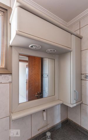 Apartamento à venda com 90m², 3 quartos e 2 vagas Apartamento à venda com 90m², 3 quartos e 2 vagasBanheiro Social