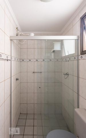 Apartamento à venda com 90m², 3 quartos e 2 vagas Apartamento à venda com 90m², 3 quartos e 2 vagasBanheiro Social