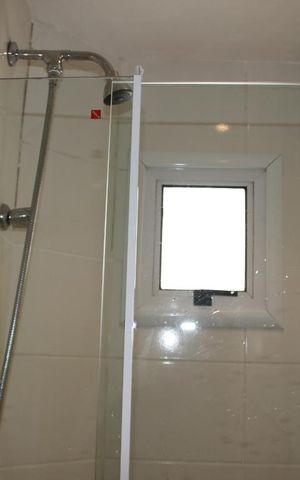 Apartamento à venda com 78m², 2 quartos e 1 vagaBanheiro Quarto 1