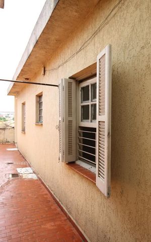 Casa à venda com 157m², 3 quartos e 5 vagasQuintal