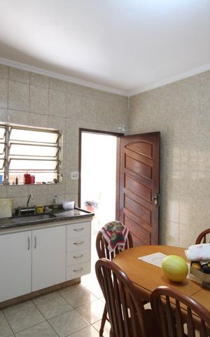 Casa à venda com 157m², 3 quartos e 5 vagasCozinha Casa 1