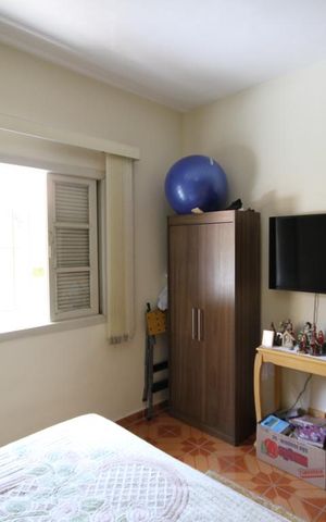 Casa à venda com 157m², 3 quartos e 5 vagasQuarto 2 Casa 1