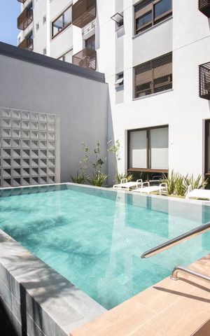 Apartamento à venda com 82m², 2 quartos e 2 vagasÁrea comum - Piscina