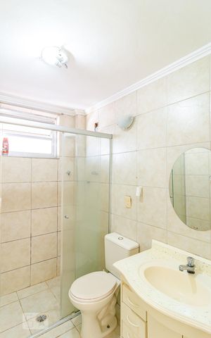 Apartamento para alugar com 50m², 2 quartos e sem vaga Apartamento para alugar com 50m², 2 quartos e sem vagaBanheiro Social