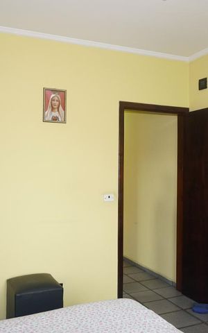 Casa à venda com 218m², 3 quartos e 3 vagasQuarto 1