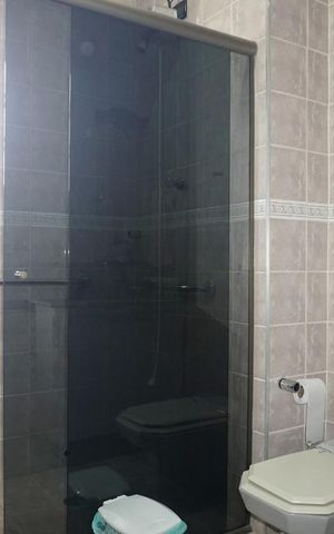 Casa à venda com 218m², 3 quartos e 3 vagasBanheiro 1