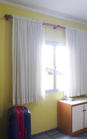 Casa à venda com 218m², 3 quartos e 3 vagasSuíte