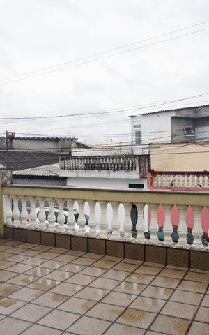 Casa à venda com 218m², 3 quartos e 3 vagasVaranda da Sala