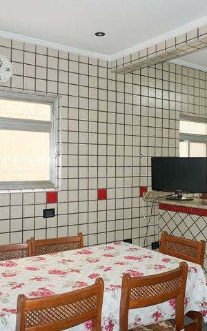 Casa à venda com 218m², 3 quartos e 3 vagasCopa