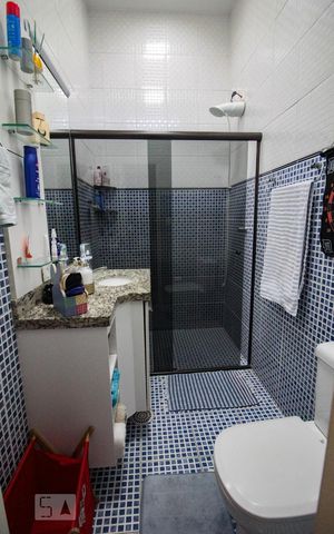 Casa à venda com 110m², 2 quartos e 2 vagassuite quarto 1