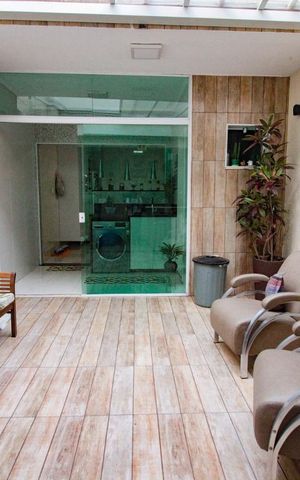 Casa à venda com 110m², 2 quartos e 2 vagasarea gourmet