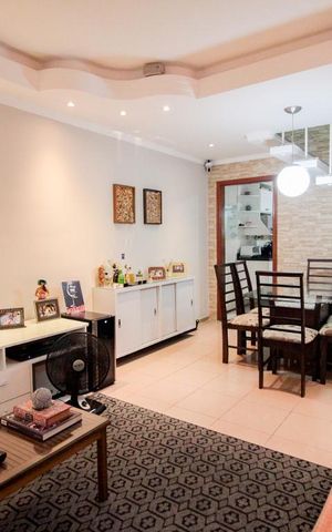 Casa à venda com 110m², 2 quartos e 2 vagassala