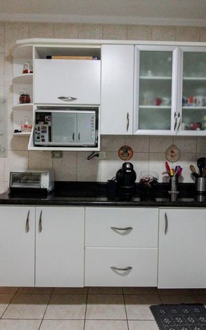 Casa à venda com 110m², 2 quartos e 2 vagascozinha