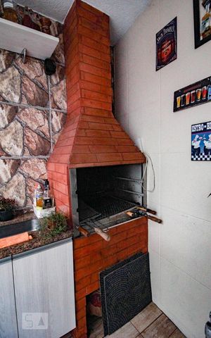 Casa à venda com 110m², 2 quartos e 2 vagasarea gourmet