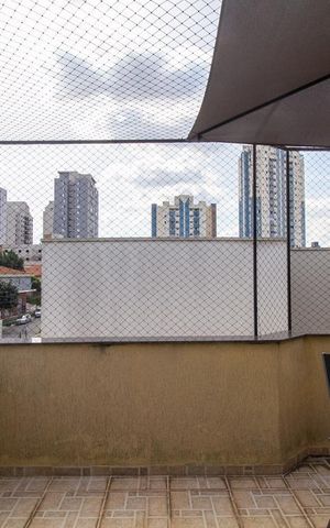 Casa de condomínio à venda com 118m², 4 quartos e 2 vagasVaranda