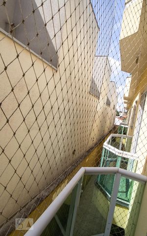 Casa de condomínio à venda com 118m², 4 quartos e 2 vagasSacada do Quarto 2