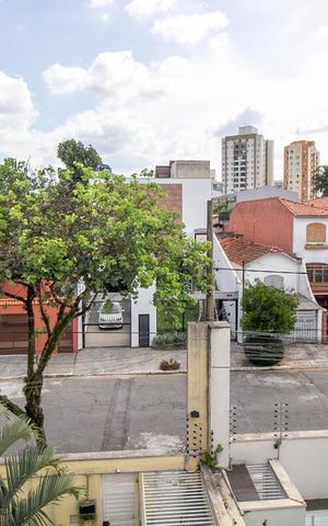 Casa de condomínio à venda com 118m², 4 quartos e 2 vagasVista