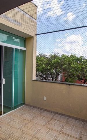 Casa de condomínio à venda com 118m², 4 quartos e 2 vagasVaranda