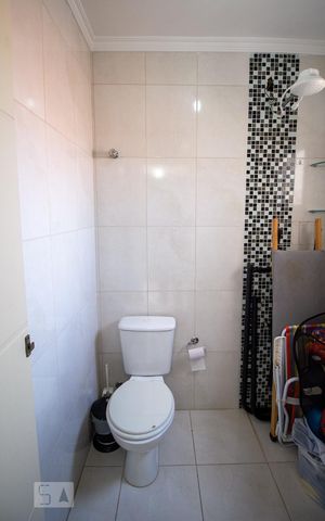 Casa de condomínio à venda com 118m², 4 quartos e 2 vagasBanheiro da Suíte 2